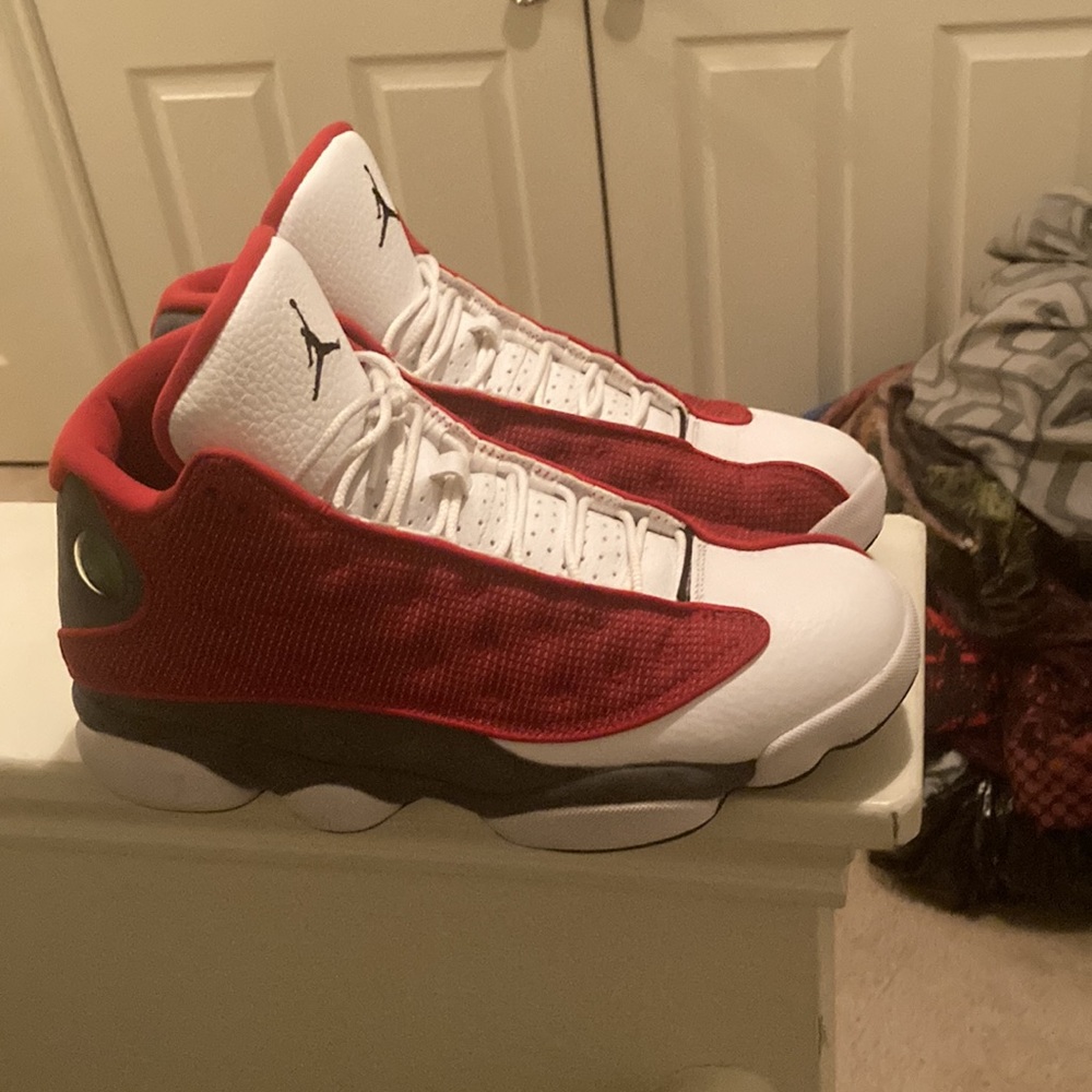 AIR JORDAN 13 RETRO - Picture 11 of 15